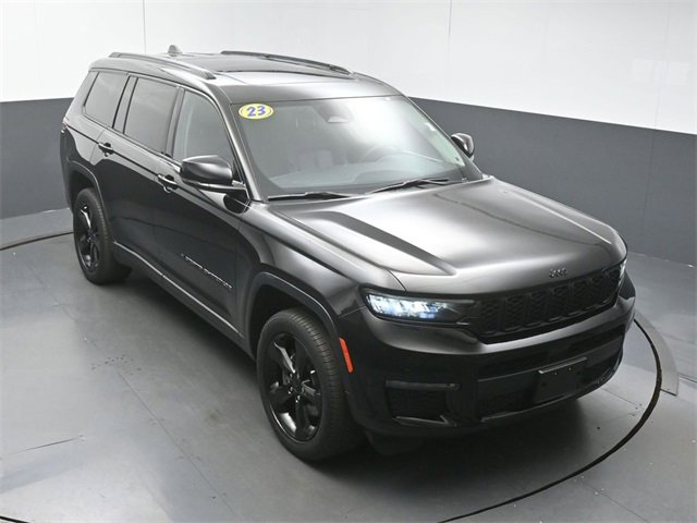 Used 2023 Jeep Grand Cherokee L Limited w/ Black Appearance Package image 43