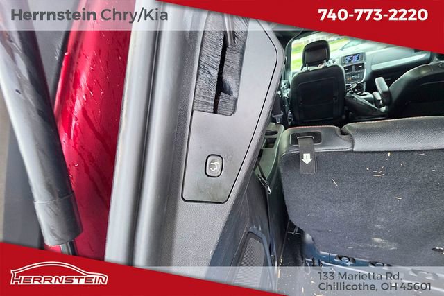 Used 2019 Dodge Grand Caravan GT image 26