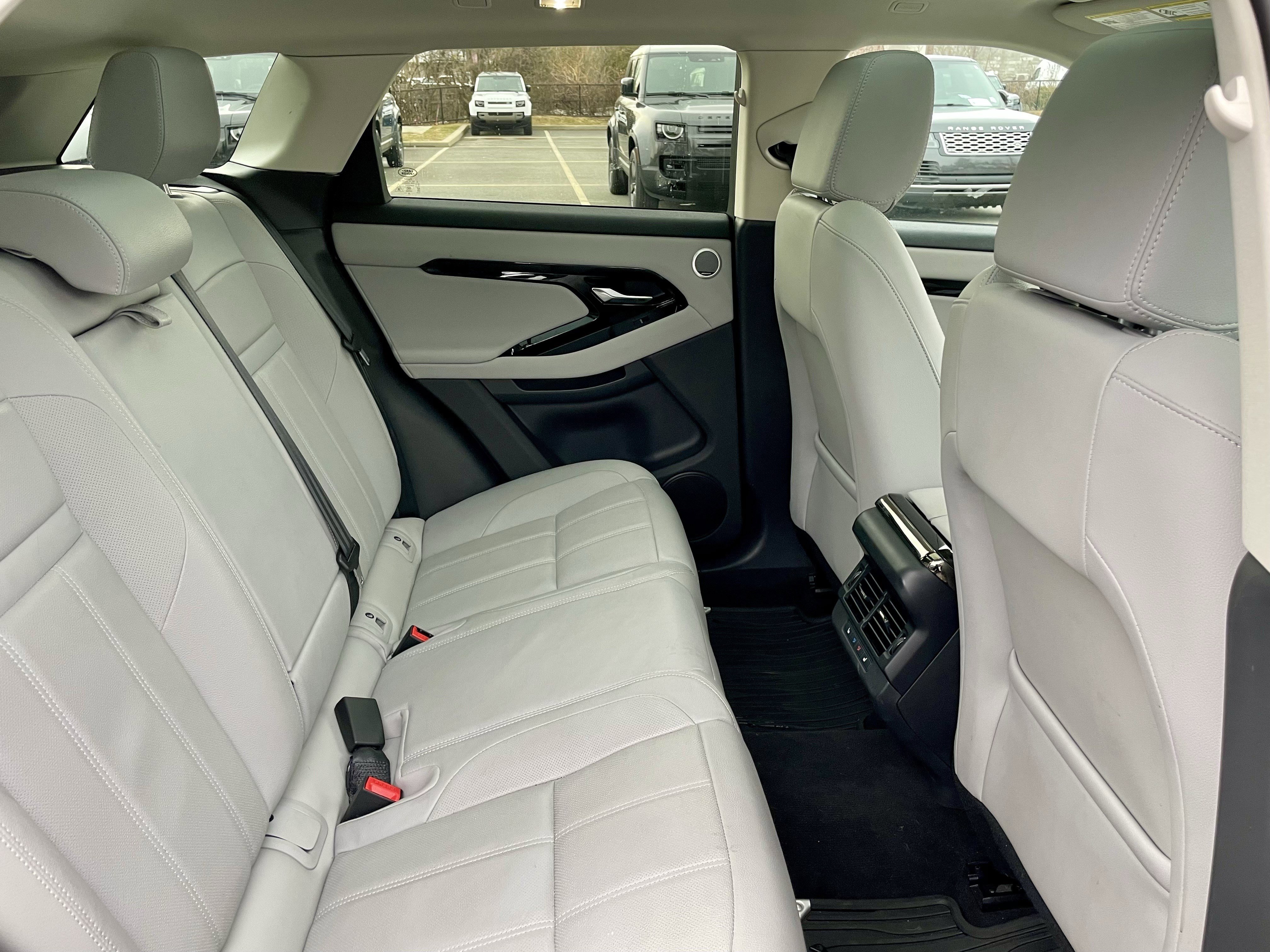 Certified 2024 Land Rover Range Rover Evoque S image 31