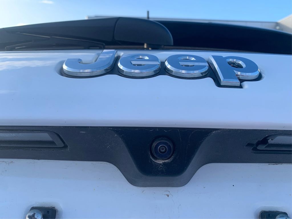 Used 2026 Jeep Compass Limited AWD/4WD image 15