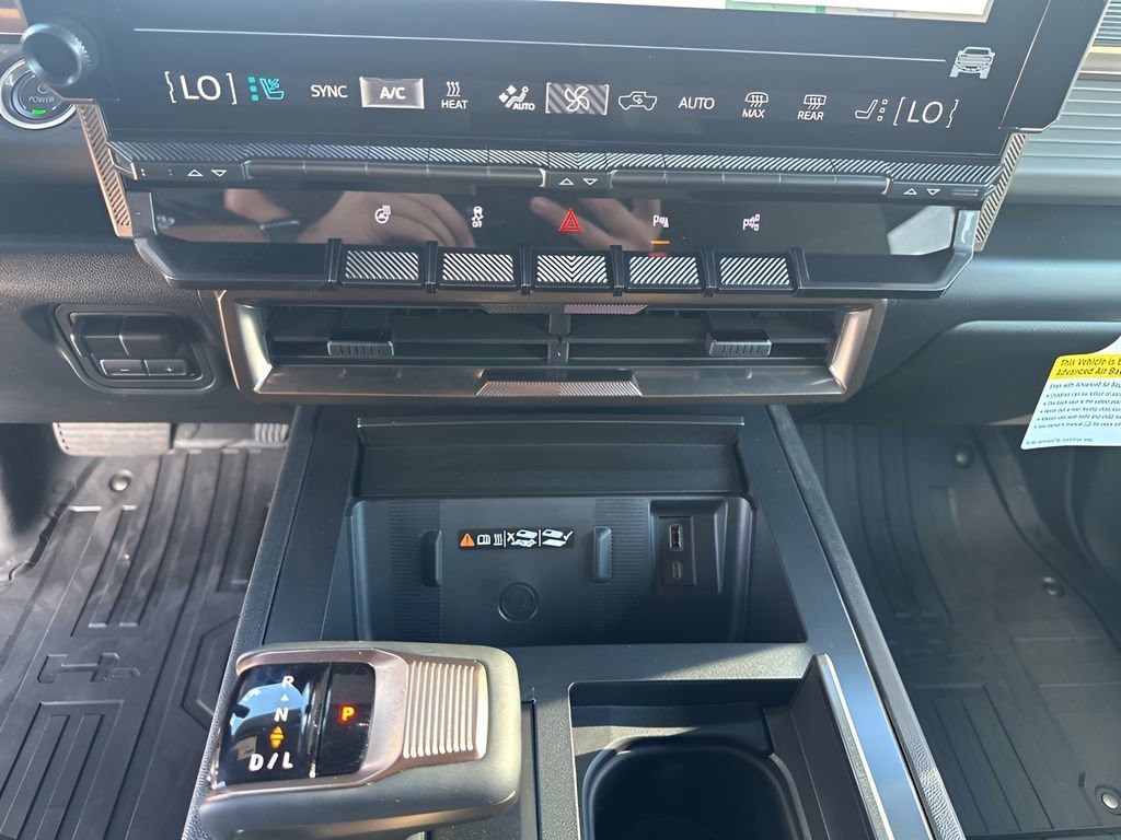 New 2025 GMC Hummer EV 2X image 33