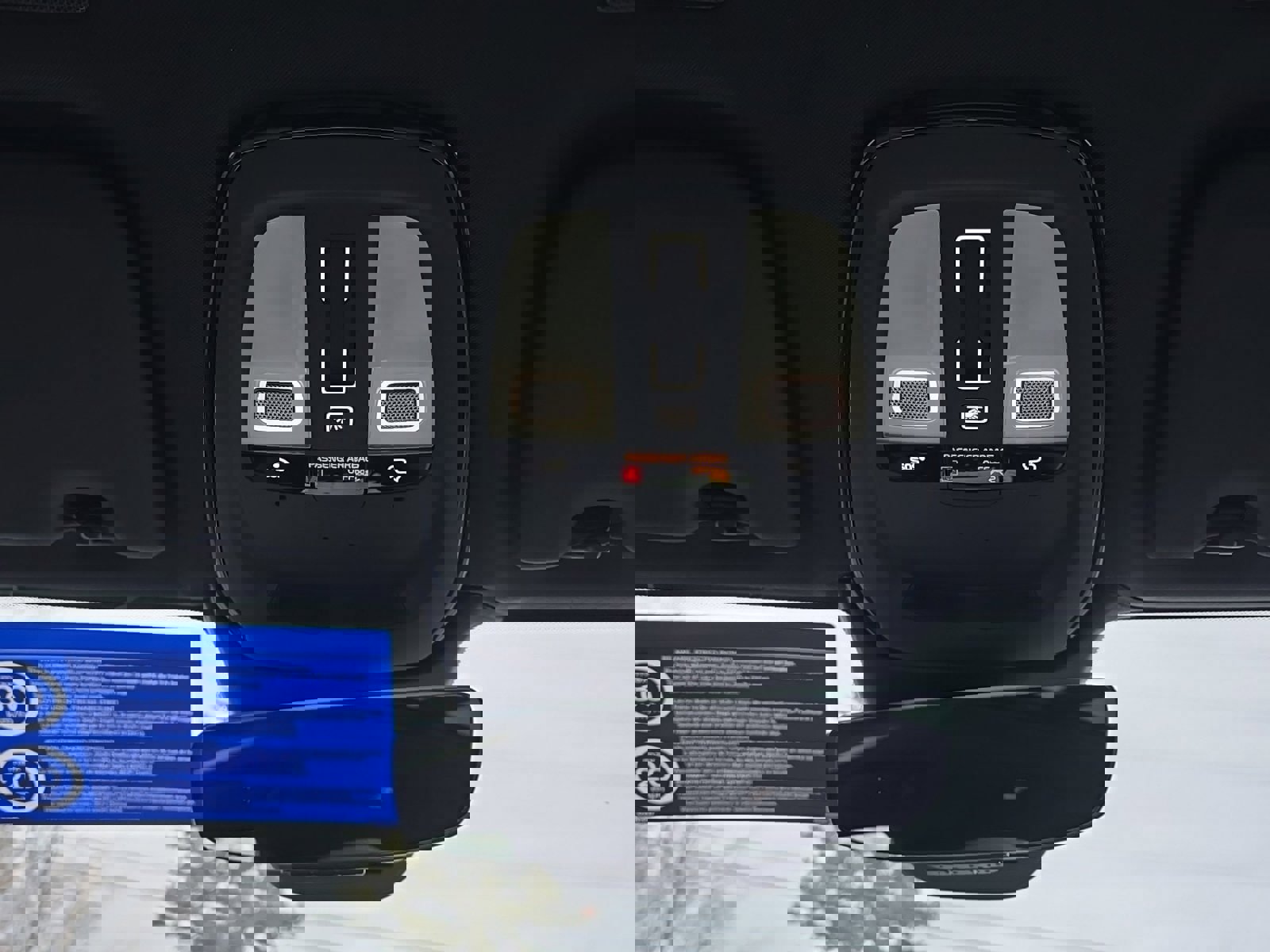 New 2026 Volvo XC60 T8 Plus w/ Climate Package image 22