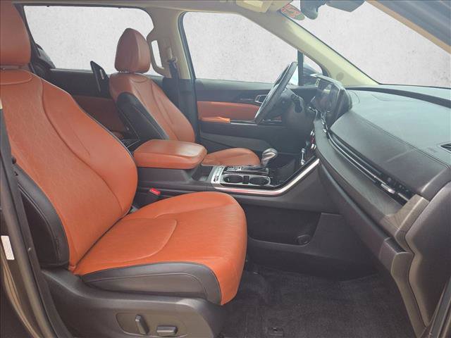 Used 2023 Kia Carnival SX FWD image 21