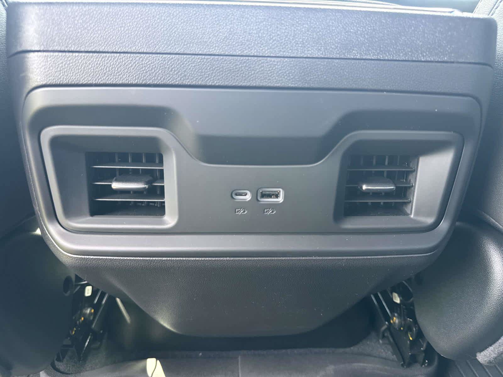 New 2026 Chevrolet Silverado 1500 LT Trail Boss w/ LT Trail Boss Premium Package AWD/4WD image 9