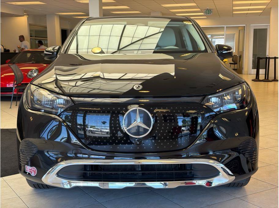 Used 2023 Mercedes-Benz EQE 350+ SUV image 2