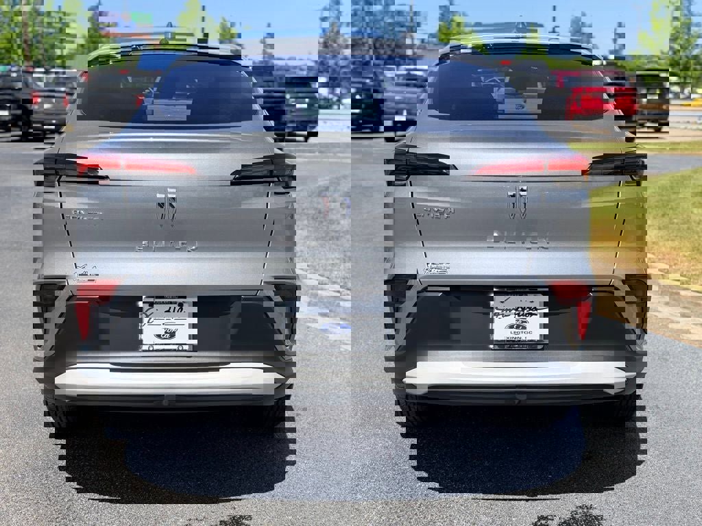 Used 2024 Buick Envista Preferred w/ Convenience I Package image 7