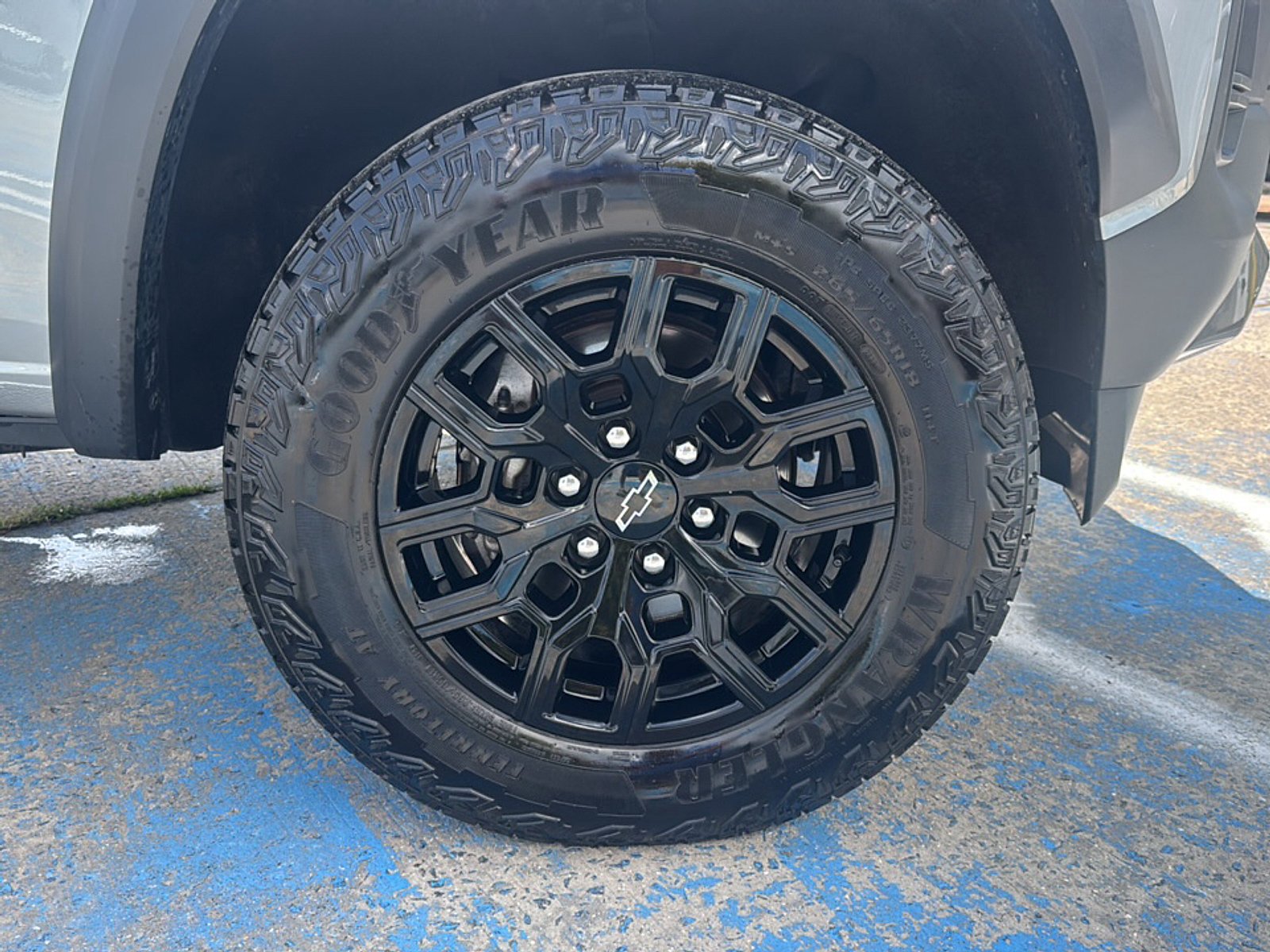 Used 2023 Chevrolet Colorado Trail Boss AWD/4WD image 43