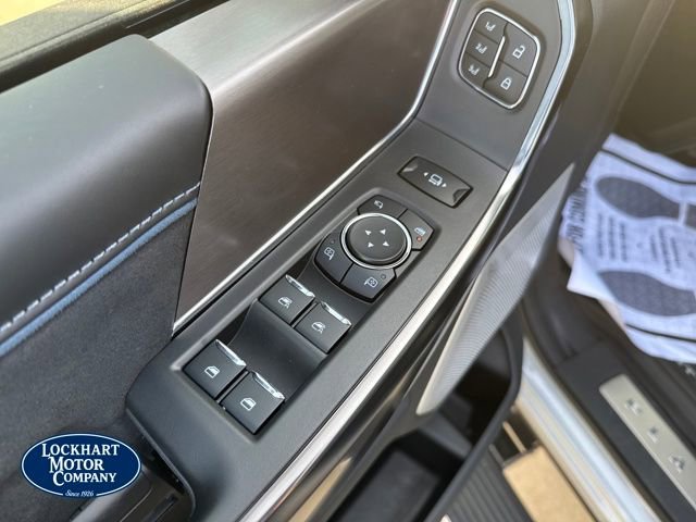 New 2026 Ford F250 Platinum w/ Tremor Off-Road Package image 11