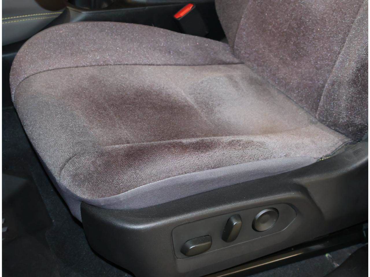 Used 2025 Chevrolet Colorado ZR2 w/ Technology Package AWD/4WD image 13