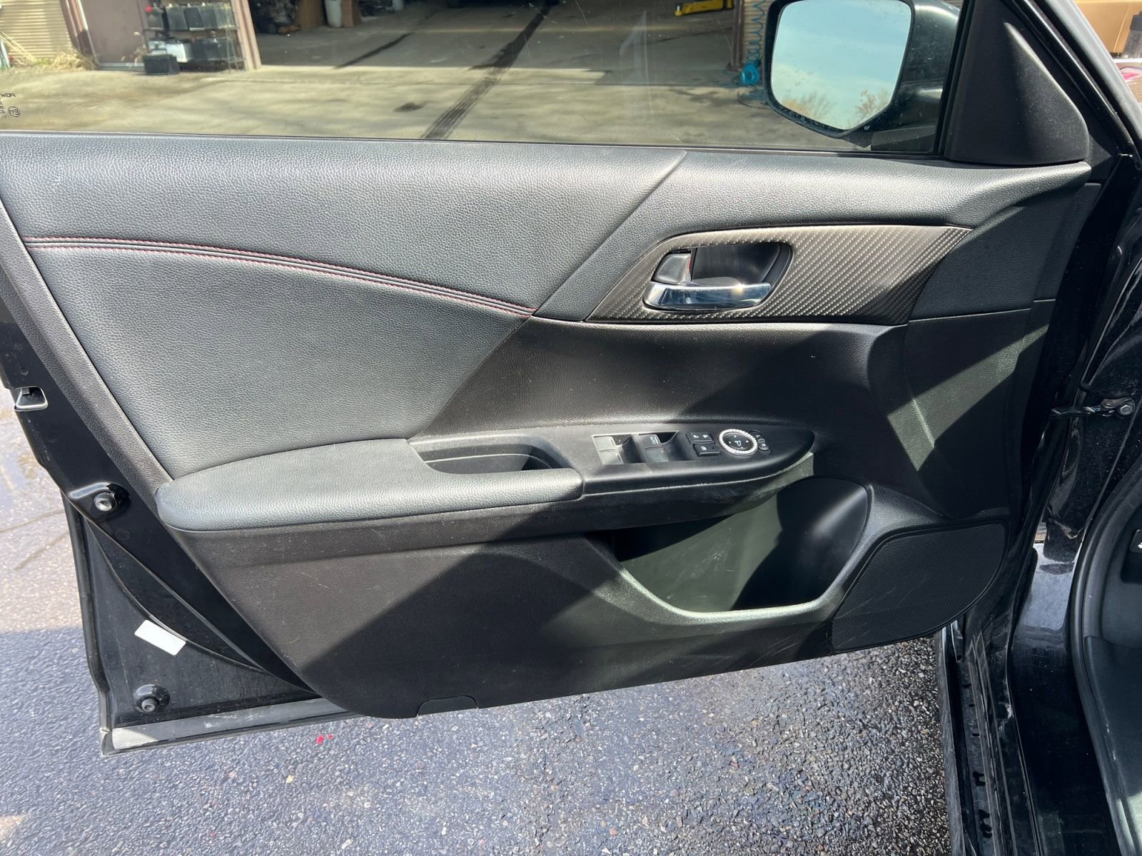 Used 2017 Honda Accord Sport Special Edition image 19