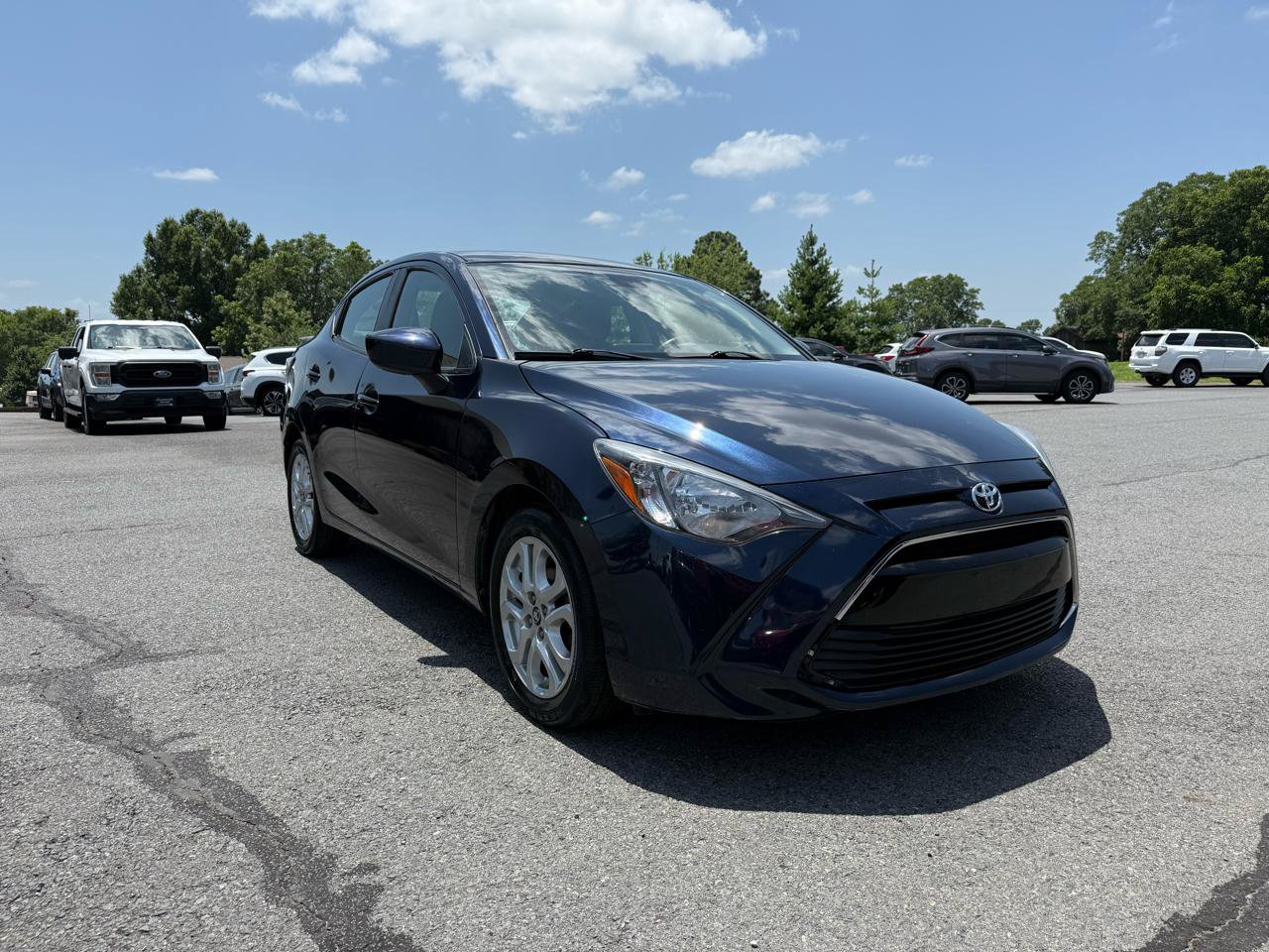 Used 2017 Toyota Yaris iA FWD image 8