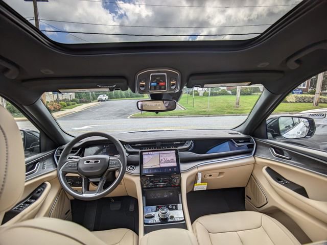 New 2024 Jeep Grand Cherokee Limited 4xe w/ Trailer Tow Package image 12