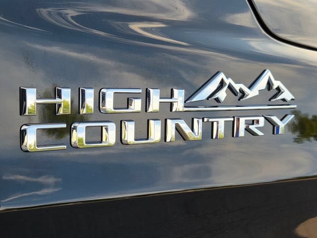 Used 2024 Chevrolet Tahoe High Country AWD/4WD image 27