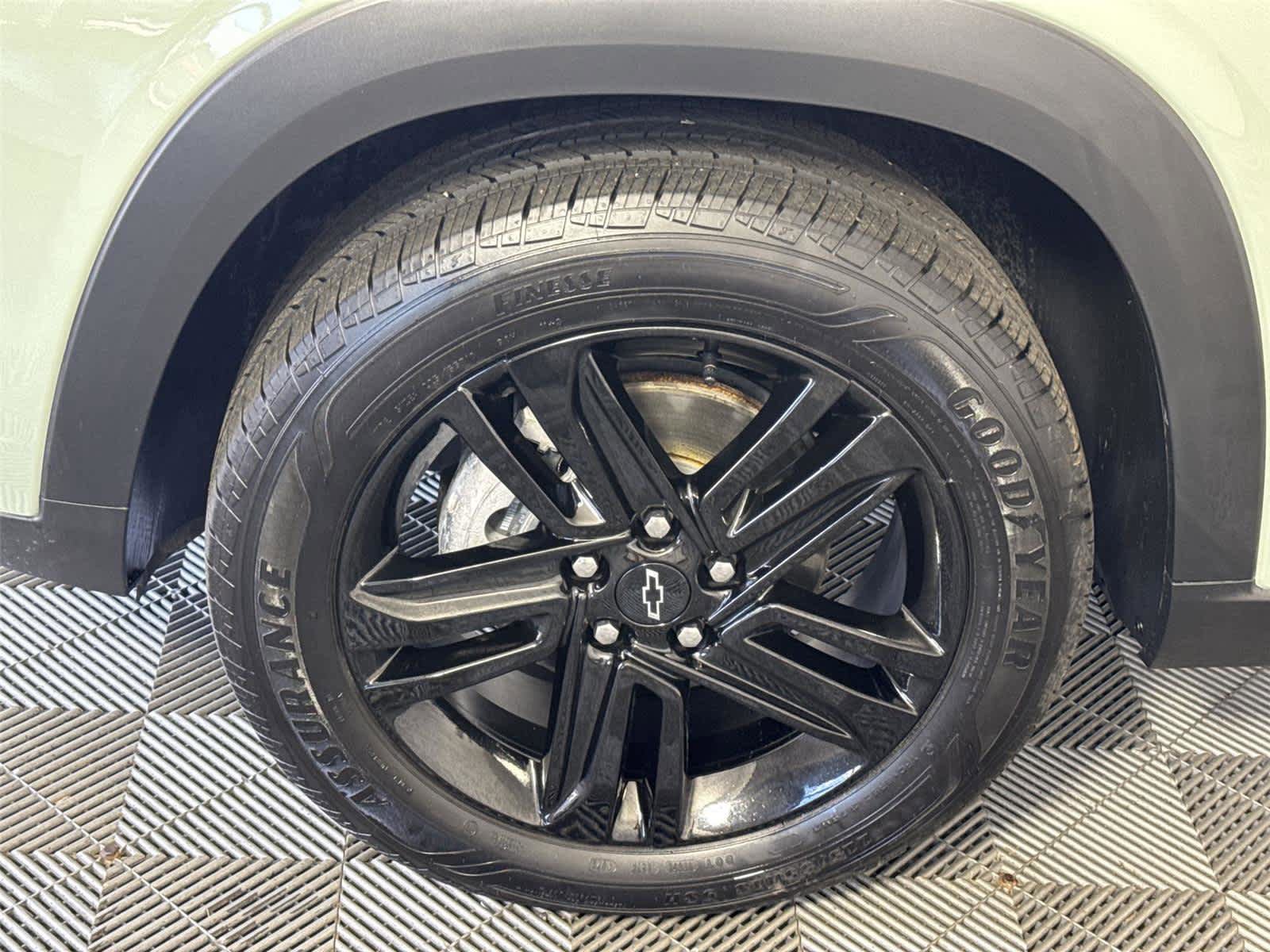 Used 2024 Chevrolet Trax ACTIV w/ Driver Confidence Package FWD image 12