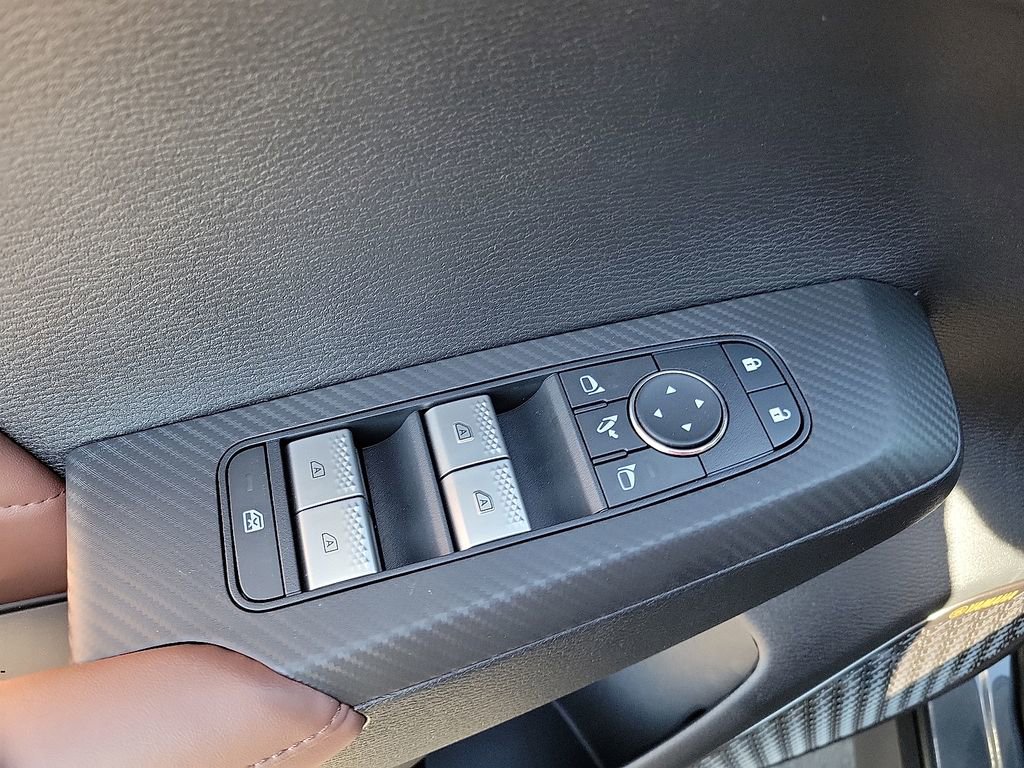 New 2025 Mitsubishi Outlander SEL image 10