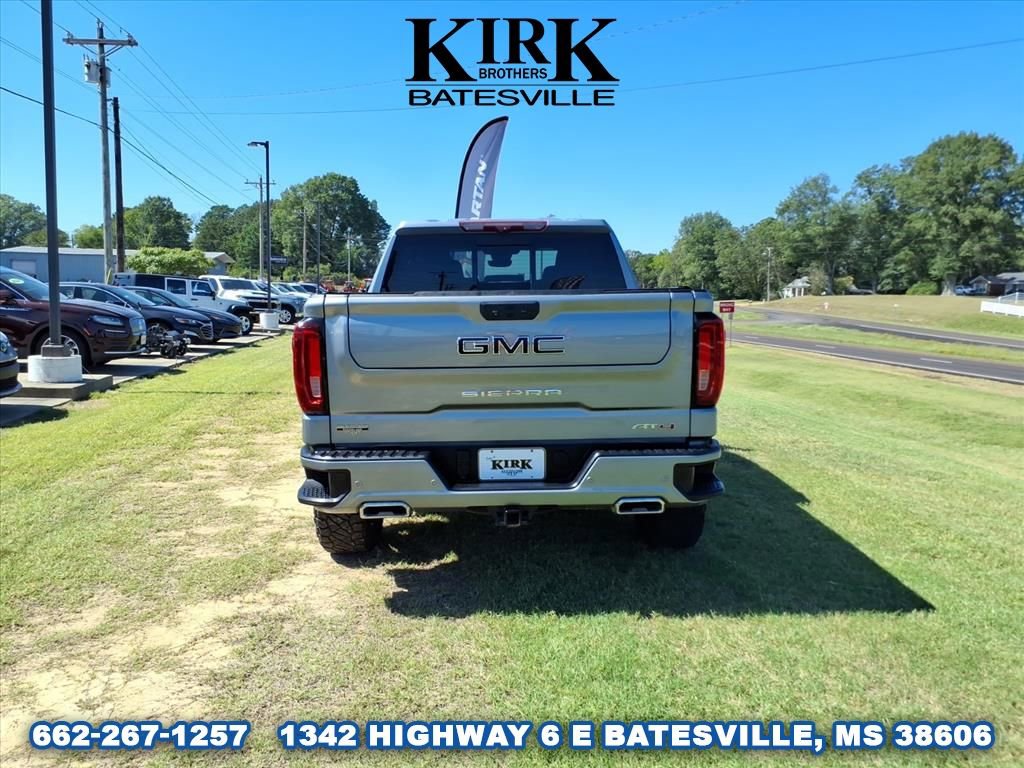 Used 2023 GMC Sierra 1500 AT4 w/ AT4 Premium Package image 4