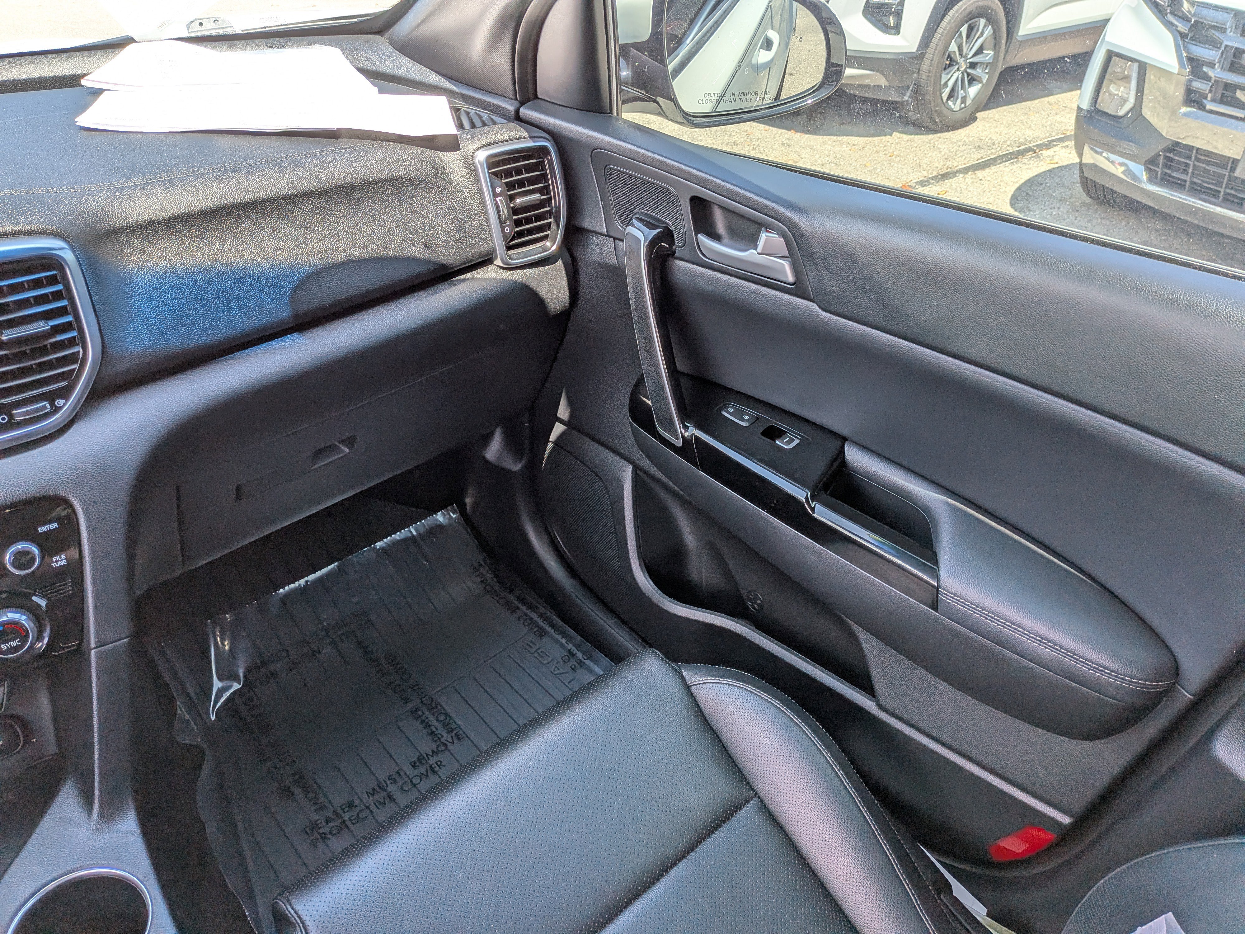 Used 2021 Kia Sportage S w/ S FWD Premium Package image 18