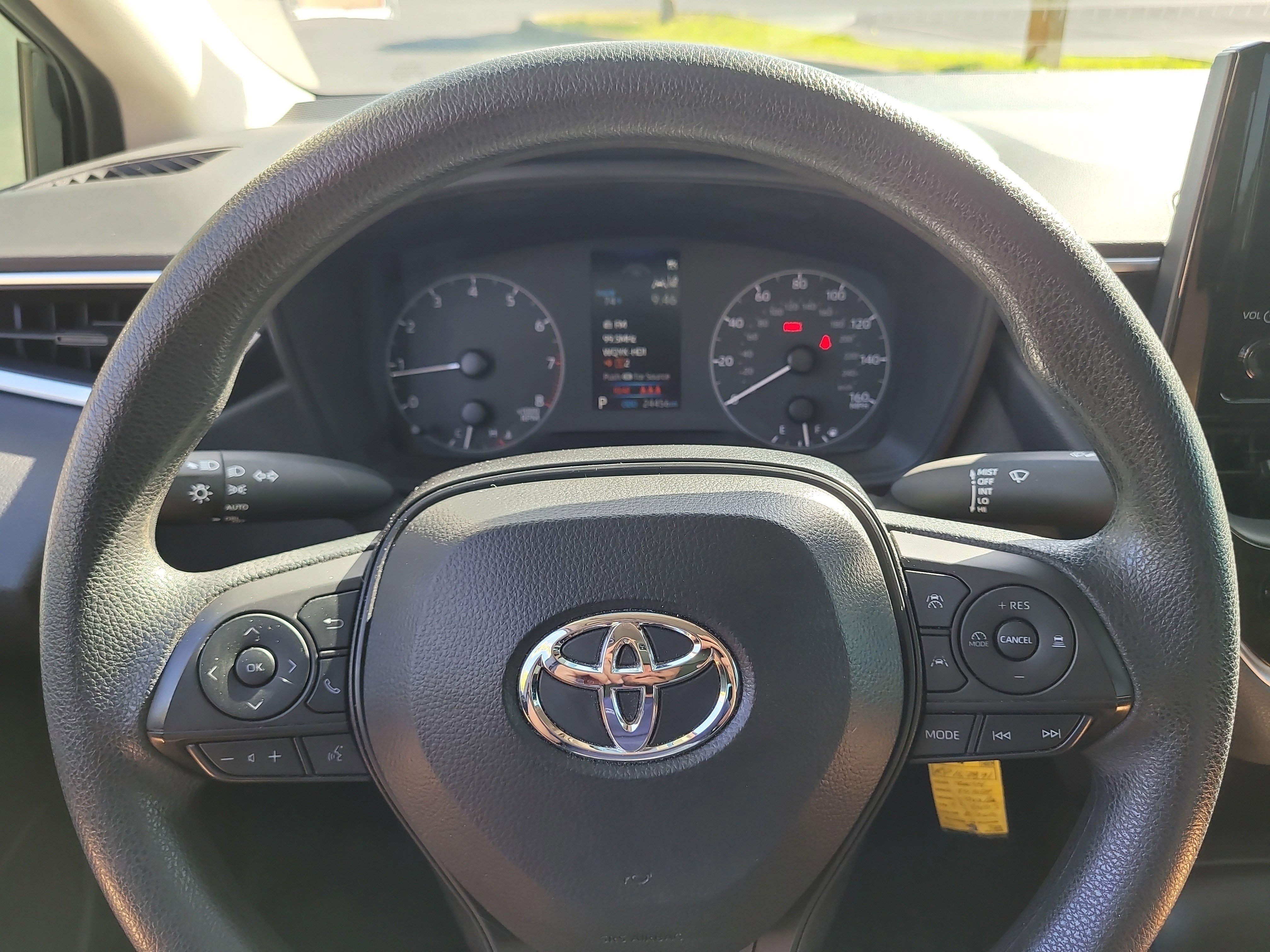 Used 2024 Toyota Corolla LE image 26