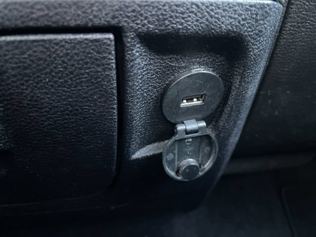 Used 2016 RAM 1500 Express RWD image 14