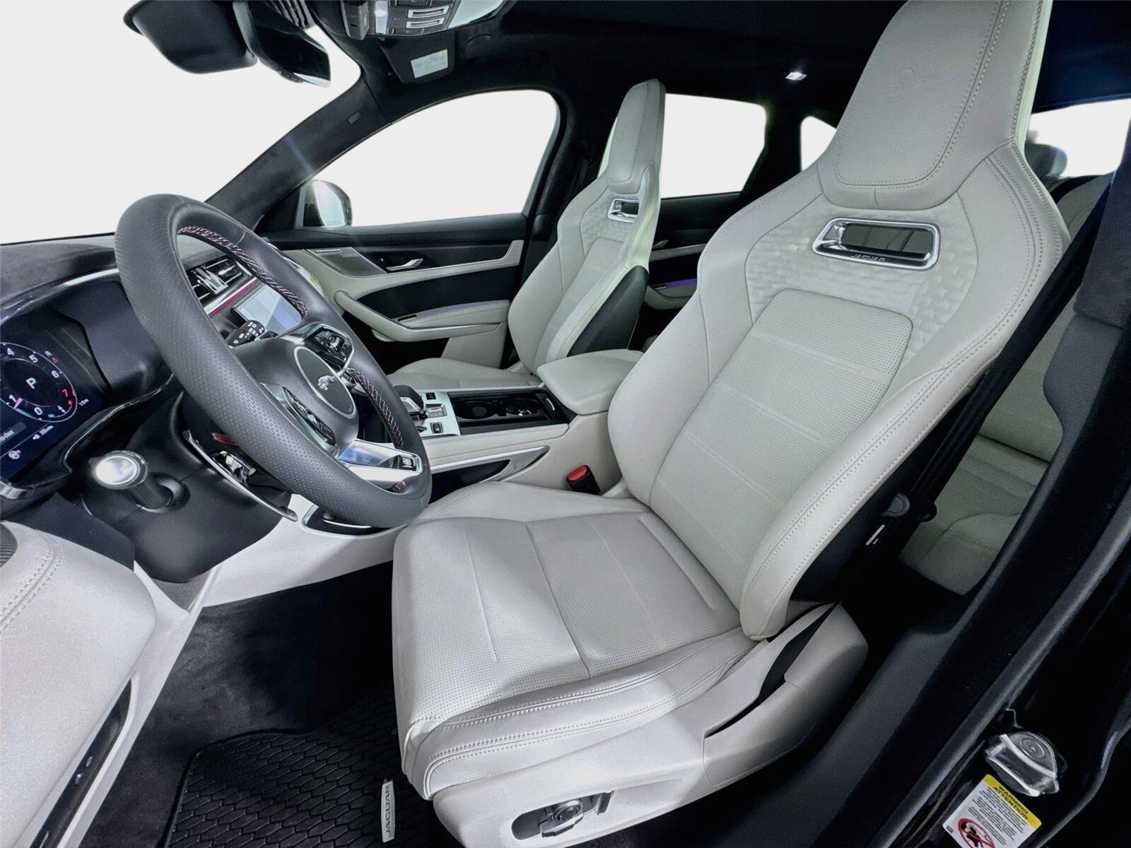 New 2026 Jaguar F-PACE SVR AWD/4WD image 11