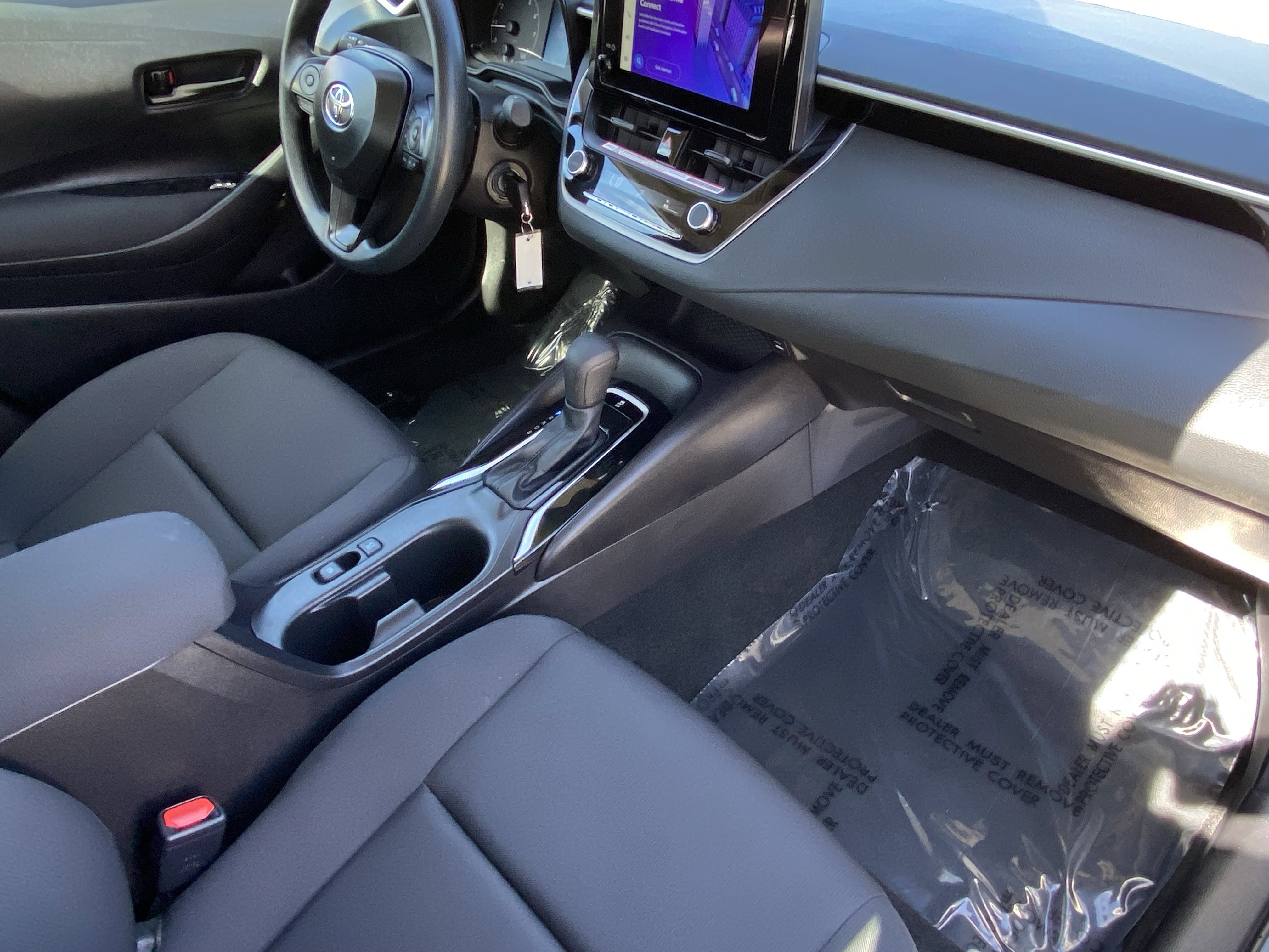 Certified 2025 Toyota Corolla LE image 9