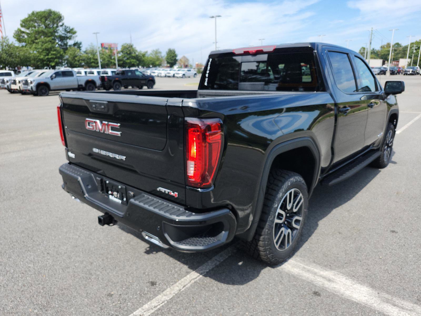 New 2026 GMC Sierra 1500 AT4 w/ AT4 Premium Package image 3