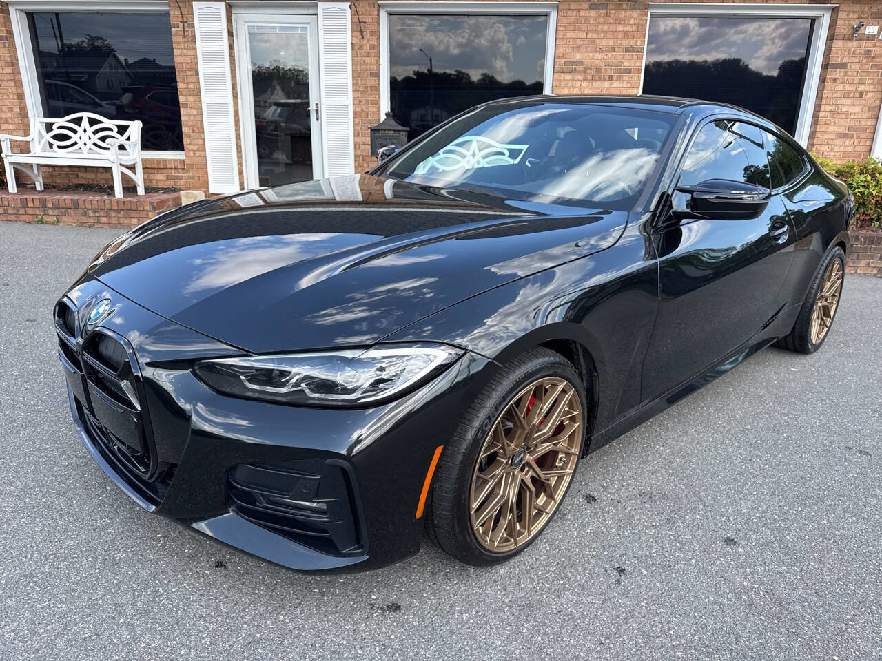 Used 2021 BMW 430i xDrive Coupe w/ M Sport Package AWD/4WD image 3