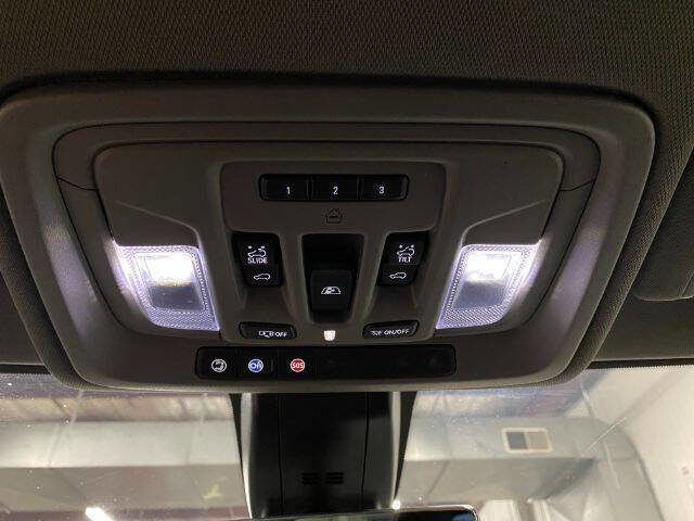 Used 2021 GMC Sierra 3500 Denali w/ Denali Black Diamond Edition image 26