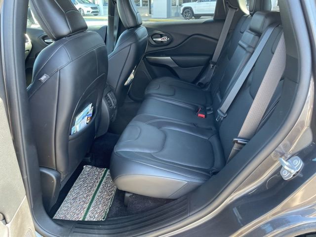 Used 2019 Jeep Cherokee Limited w/ Luxury Group image 7