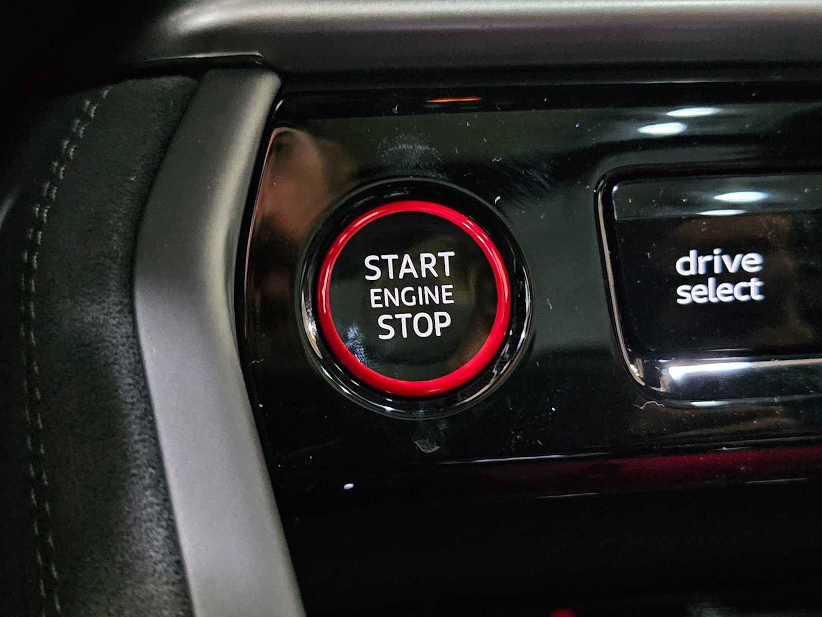 New 2026 Audi SQ5 Prestige AWD/4WD image 35