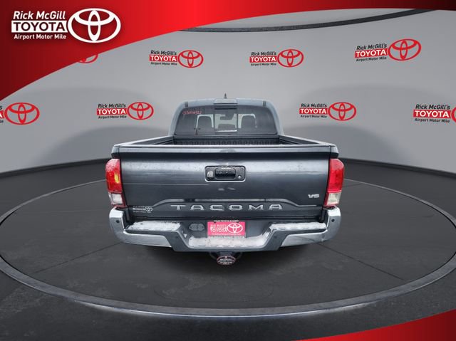 Used 2022 Toyota Tacoma SR5 image 7