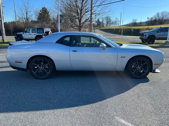 Used 2023 Dodge Challenger R/T w/ Blacktop Package image 15