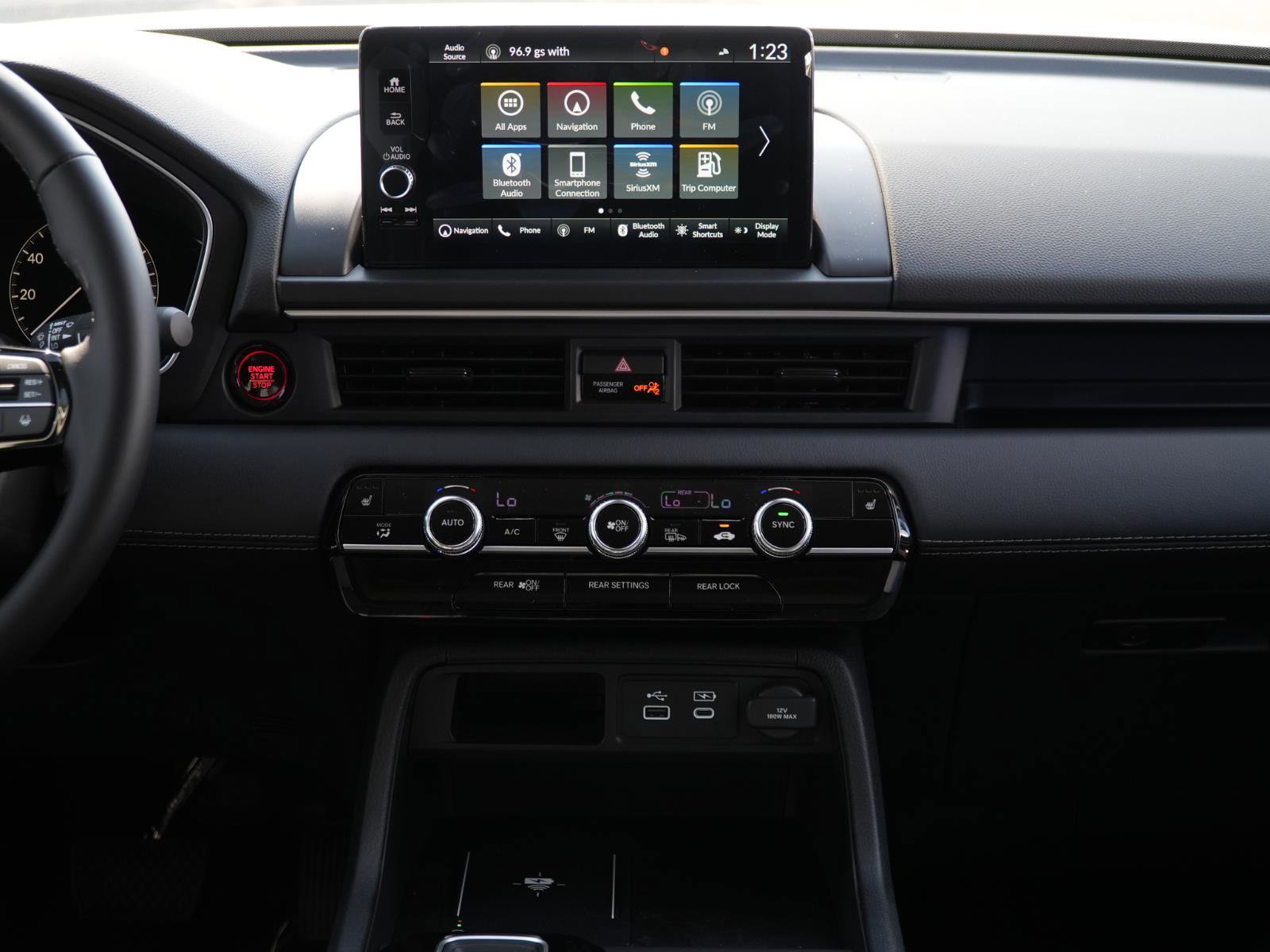 New 2025 Honda Pilot Touring image 28