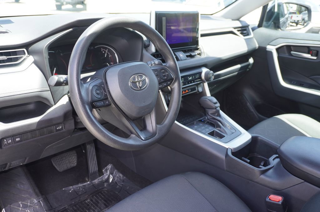 Certified 2025 Toyota RAV4 XLE w/ Convenience Package AWD/4WD image 13