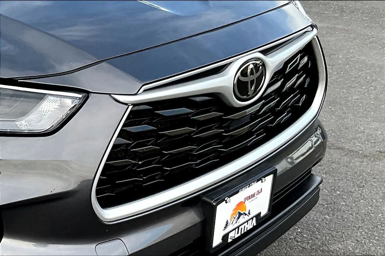 Used 2024 Toyota Highlander LE image 33