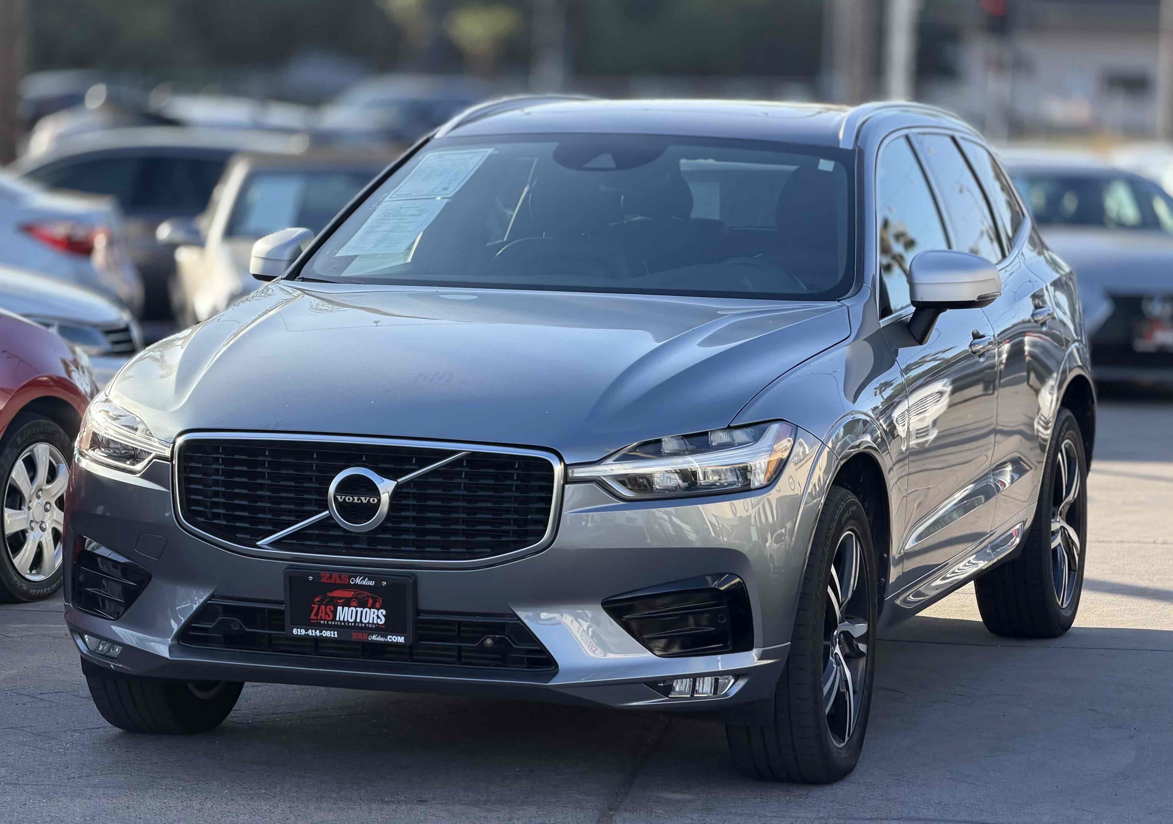 Used 2018 Volvo XC60 T6 R-Design AWD/4WD image 6