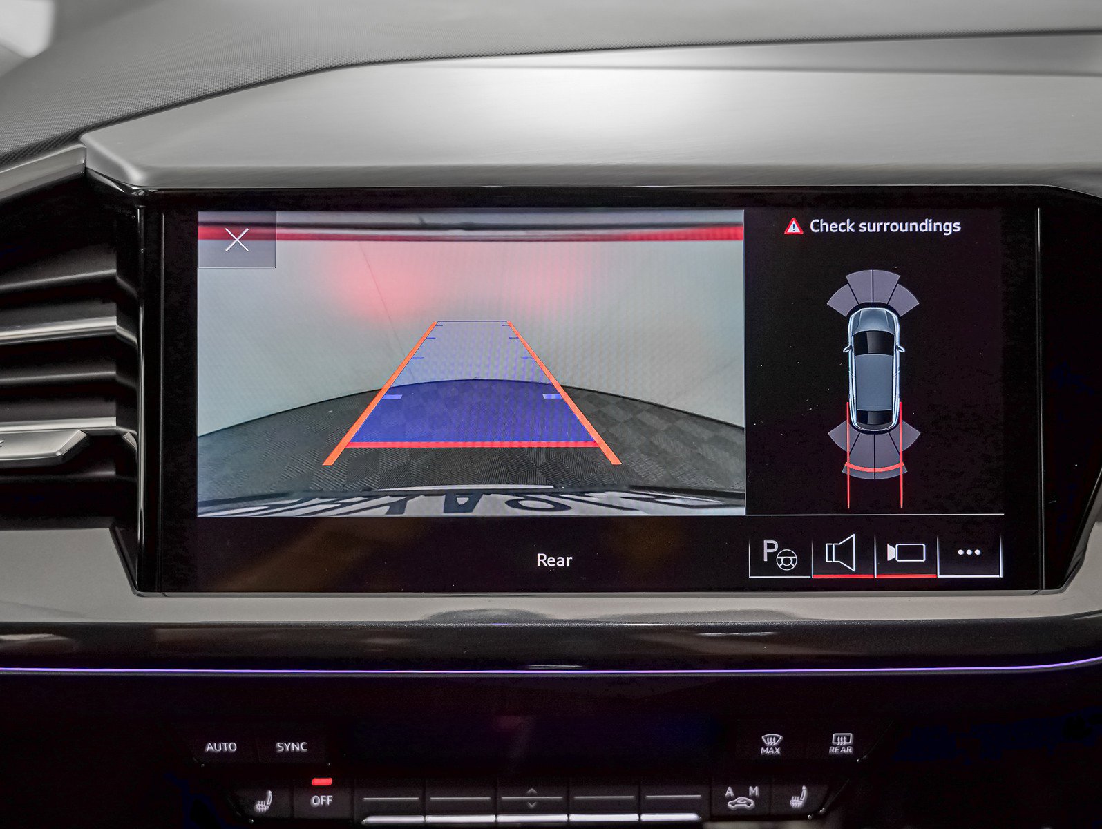 Certified 2023 Audi Q4 e-tron Premium Plus w/ Premium Plus AWD/4WD image 15