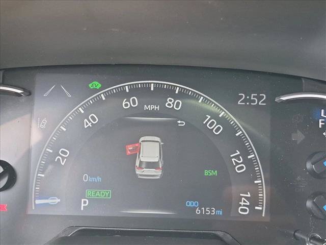 Used 2024 Toyota RAV4 XLE w/ Convenience Package AWD/4WD image 11
