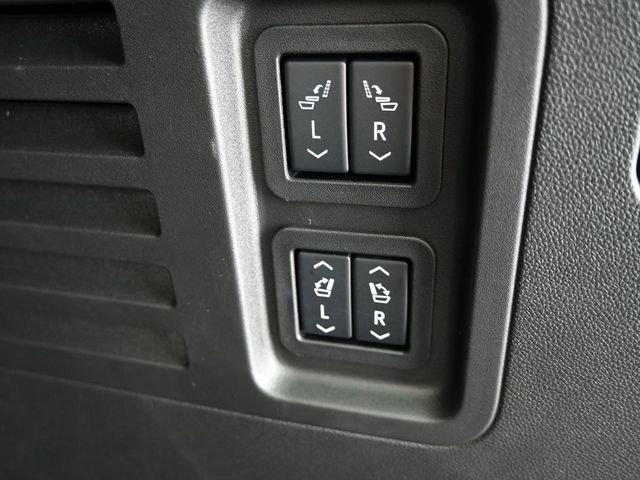 New 2025 Chevrolet Traverse High Country image 42