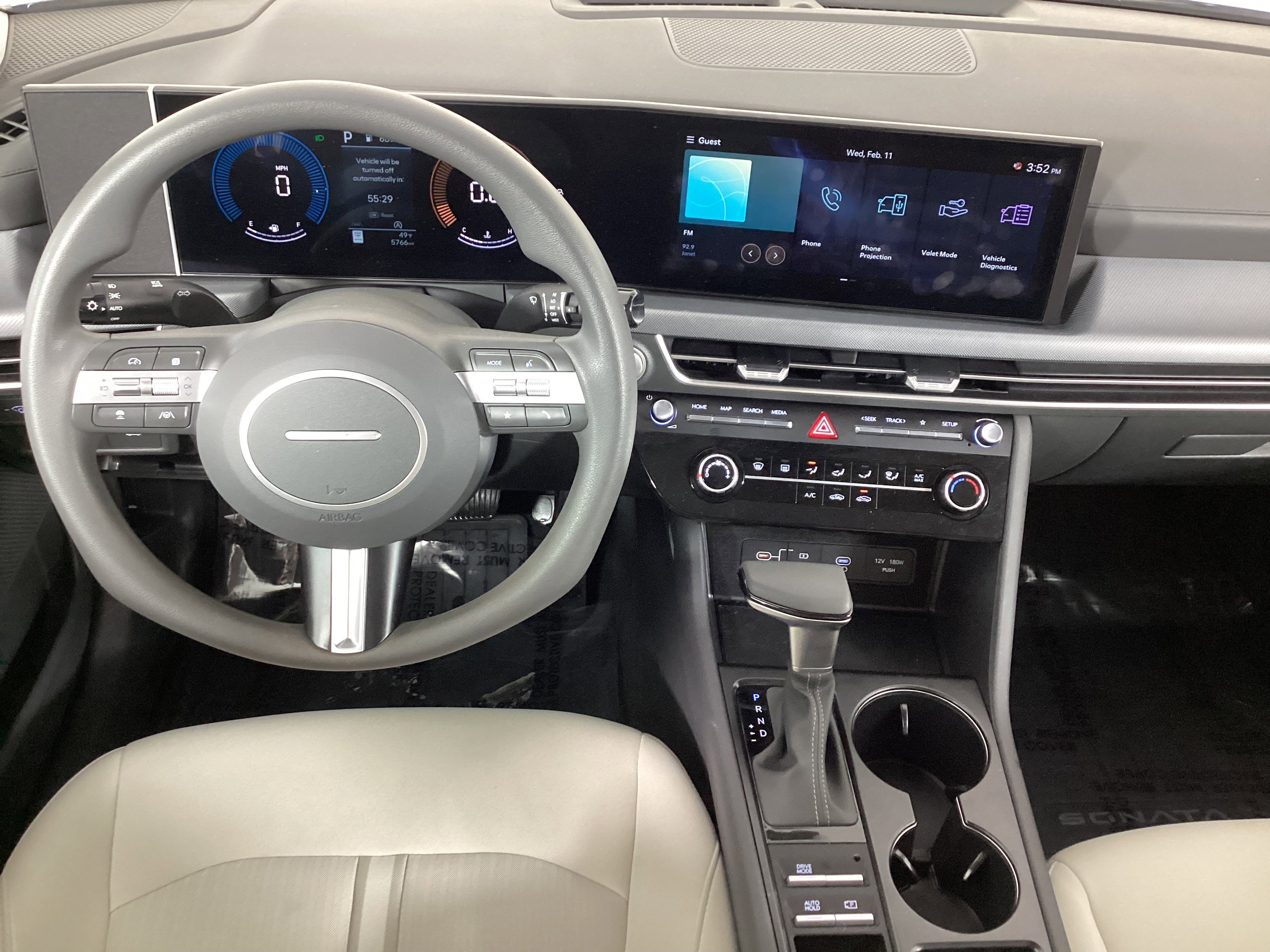 Certified 2025 Hyundai Sonata SE image 16