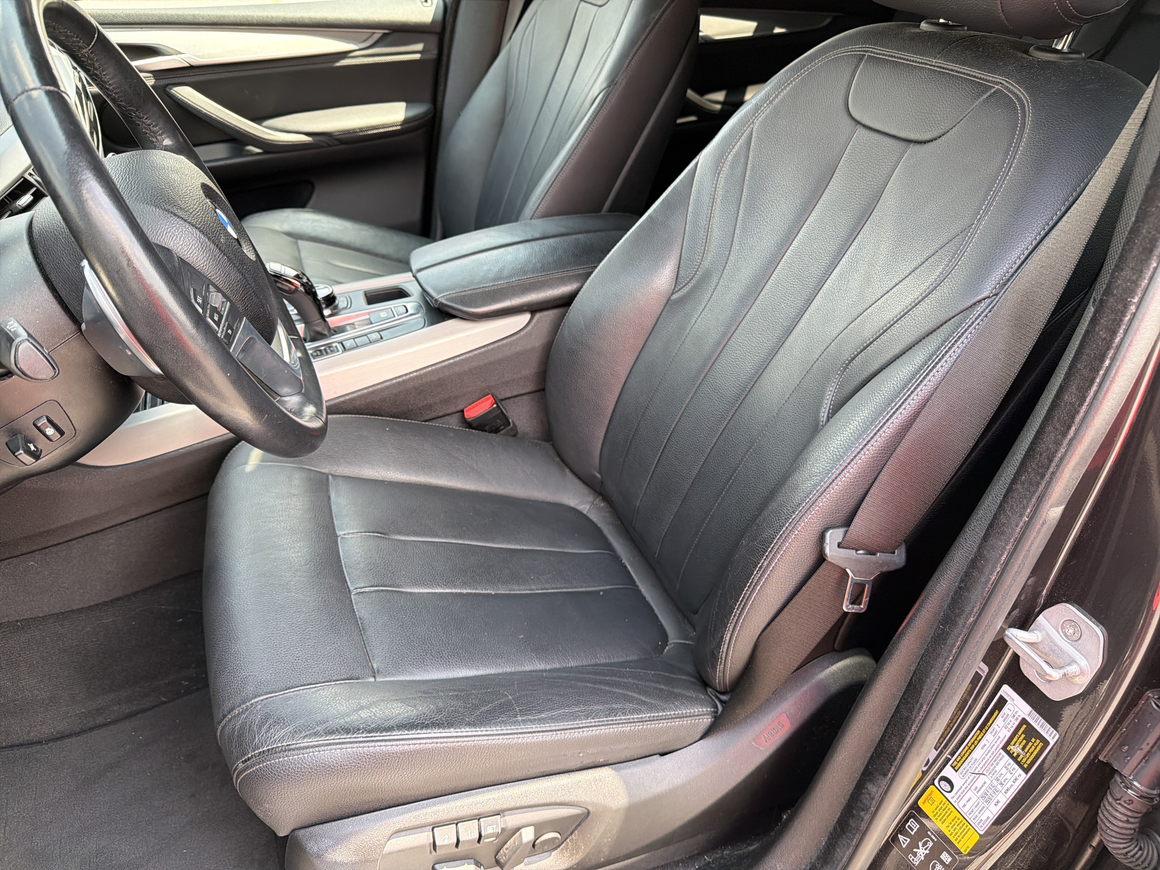 Used 2018 BMW X5 xDrive35d w/ M Sport Package AWD/4WD image 16