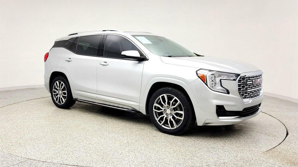 Used 2022 GMC Terrain Denali w/ LPO, Floor Liner Package image 3