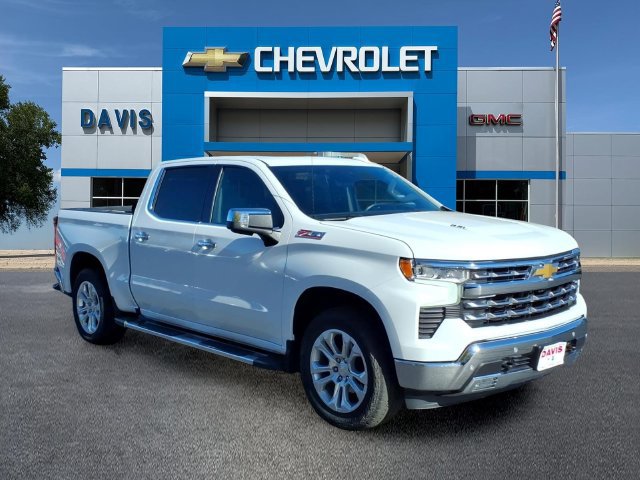 Used 2023 Chevrolet Silverado 1500 LTZ w/ LTZ Premium Package AWD/4WD image 1