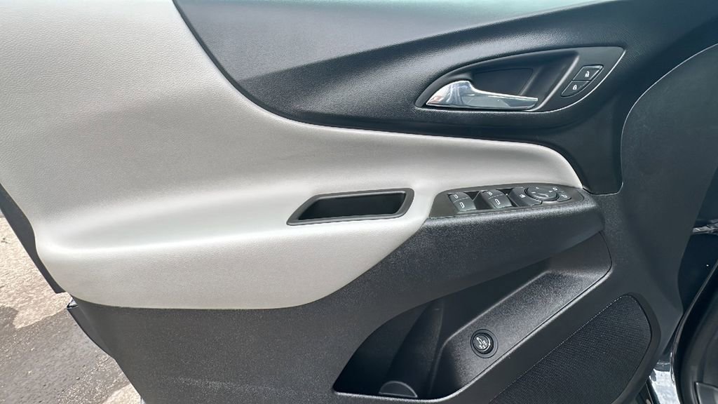 Used 2022 Chevrolet Equinox LT image 15