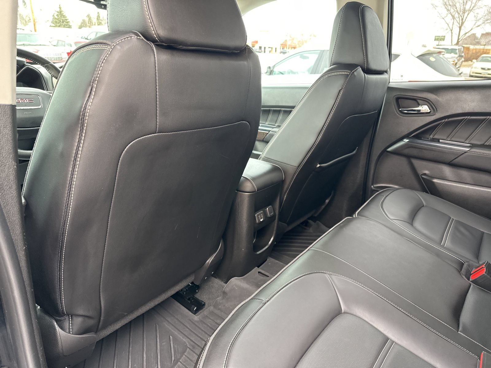 Used 2022 GMC Canyon Denali AWD/4WD image 25