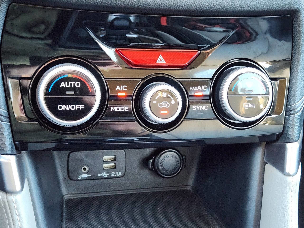 Used 2021 Subaru Forester Limited image 21