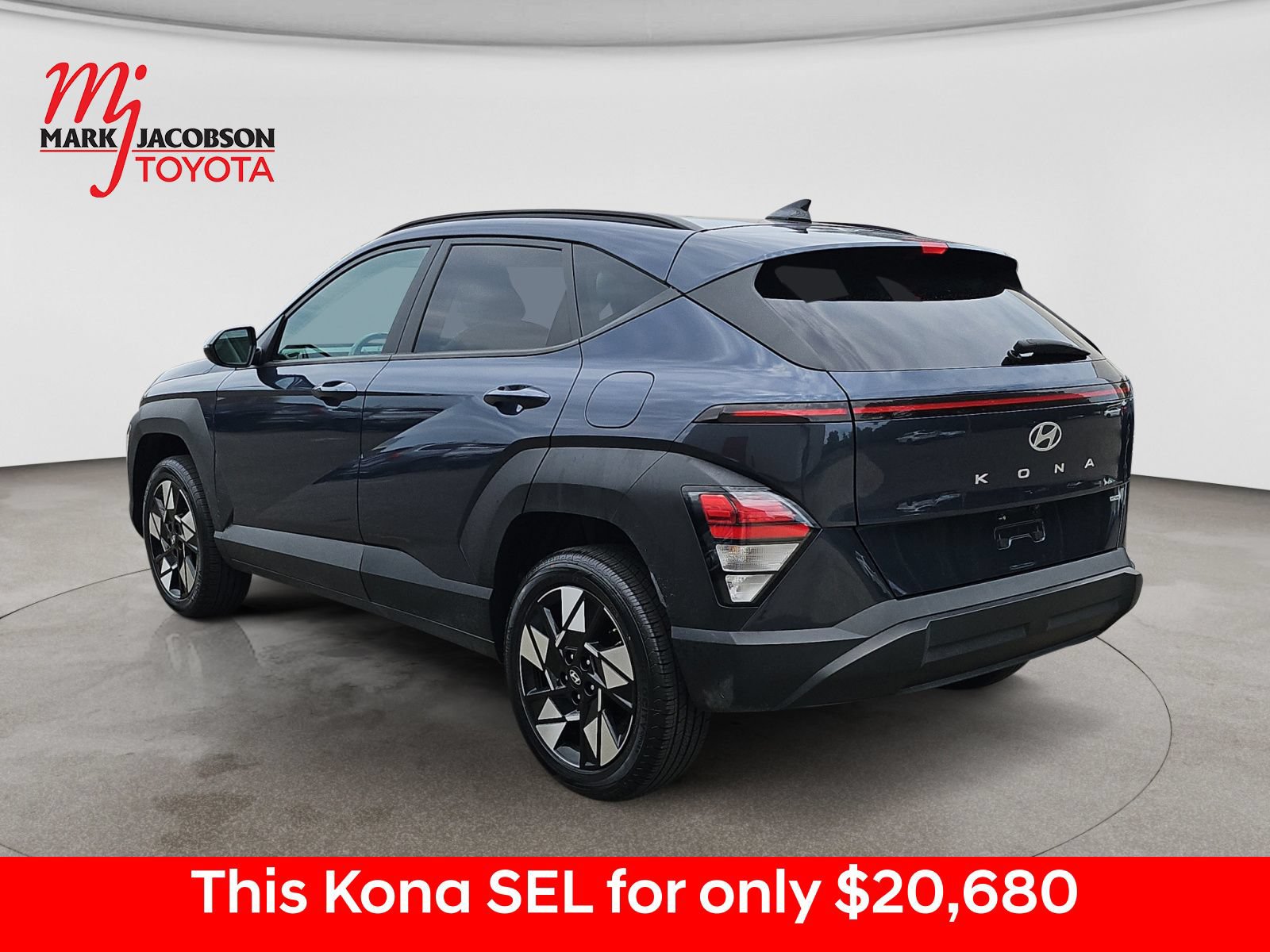 Used 2024 Hyundai Kona SEL AWD/4WD image 14