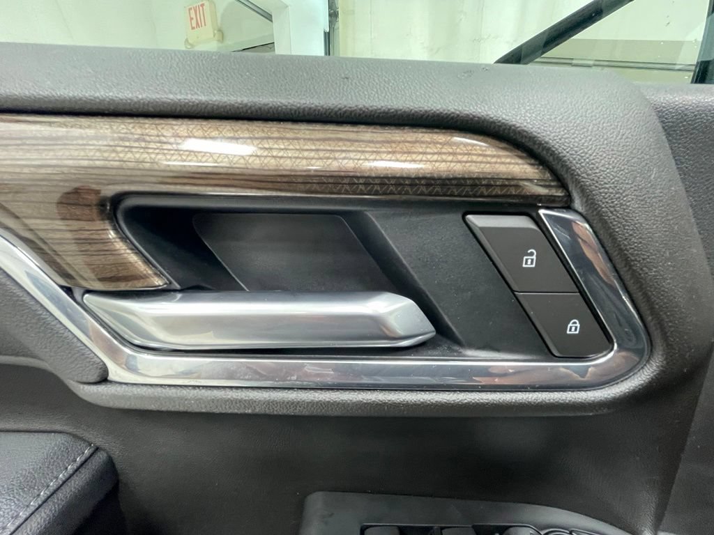 Used 2025 Chevrolet Silverado 1500 LT Trail Boss w/ LT Trail Boss Premium Package AWD/4WD image 15