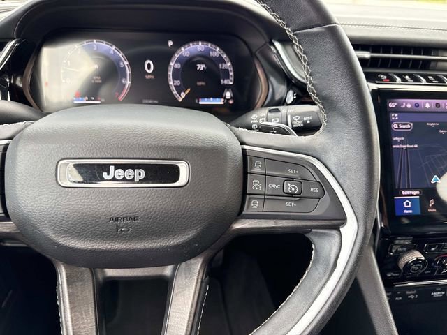 Used 2022 Jeep Grand Cherokee L Limited w/ Black Appearance Package RWD image 17