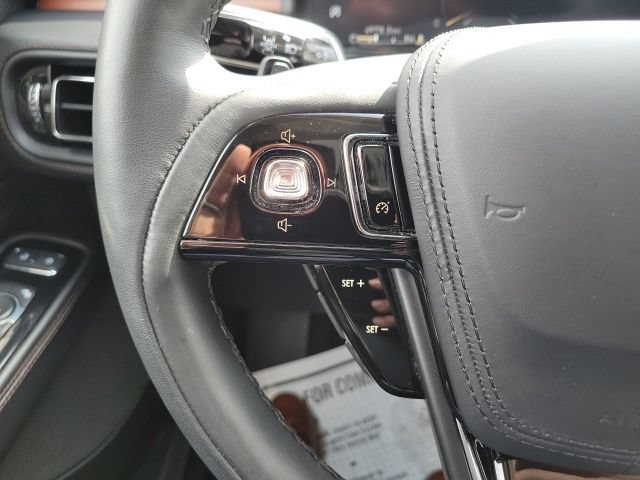 Certified 2024 Lincoln Aviator Reserve w/ Elements Package Plus AWD/4WD image 32